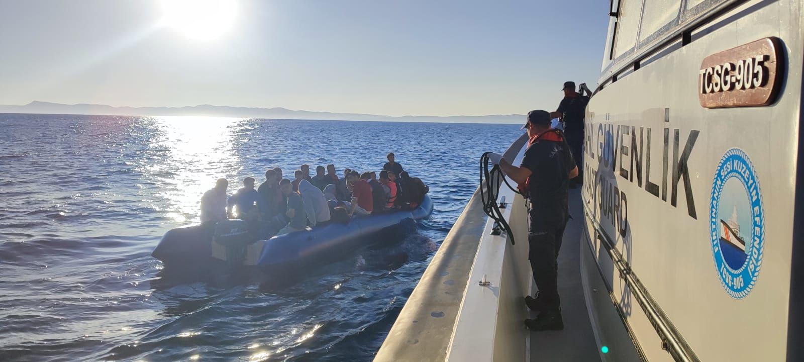 Sahil Güvenlik Botları, Ayvacık Açıklarında Düzensiz Göçmenleri Yakaladı