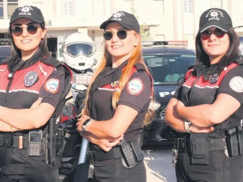 Van'da Motosikletli Polis Timleri Kentin Huzur ve Güvenliği İçin Görev Başında