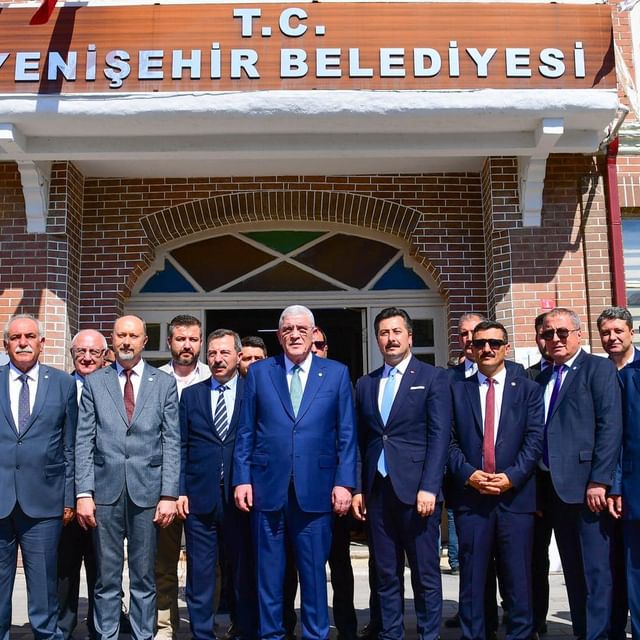 İYİ Parti Genel Başkanı Müsavat Dervişoğlu Yenişehir Belediye Başkanı Ercan Özel'i Ziyaret Etti