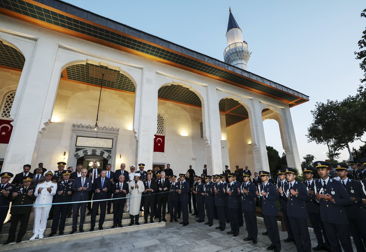 TBMM Başkanı Numan Kurtulmuş Hava Harp Okulu Camii'nin Açılışına Katıldı