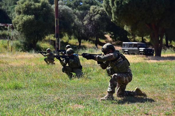 Foça'da Amfibi Hücum Timi İdame Eğitimleri Yapıldı