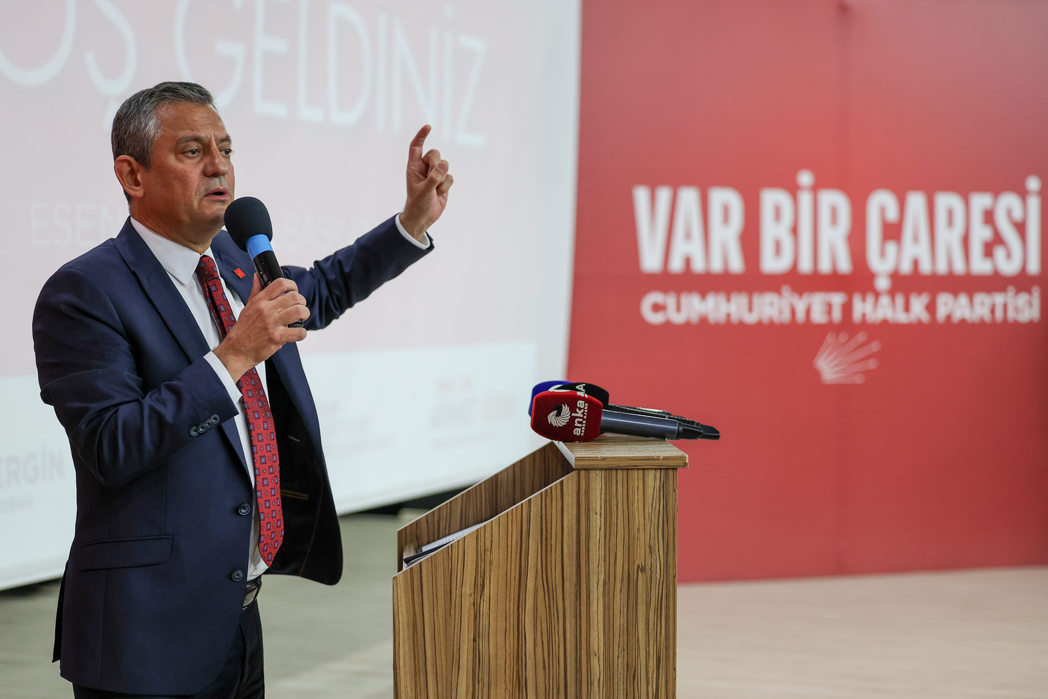 Cumhuriyet Halk Partisi'ne Yeni Üyeler Katıldı