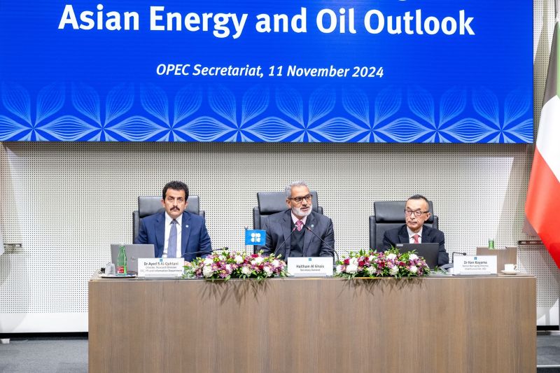 OPEC Sekreteri, Asya Enerji ve Petrol Görünüm Toplantısı Düzenledi