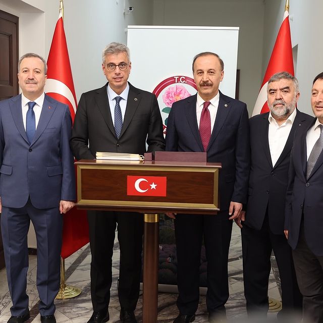 Isparta'da Sağlık Bakanı Prof. Dr. Kemal Memişoğlu Valilik Ziyaretinde Bulundu