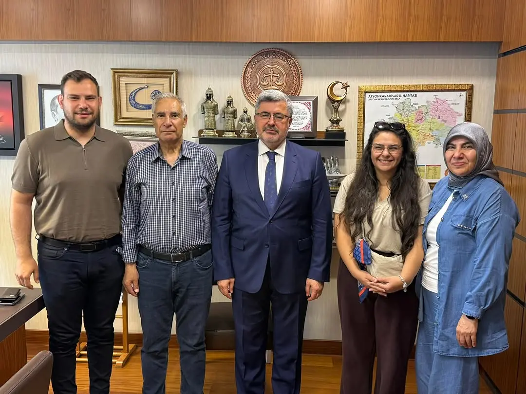 AK Parti Dinar İlçe Başkanından Özel Ziyaret