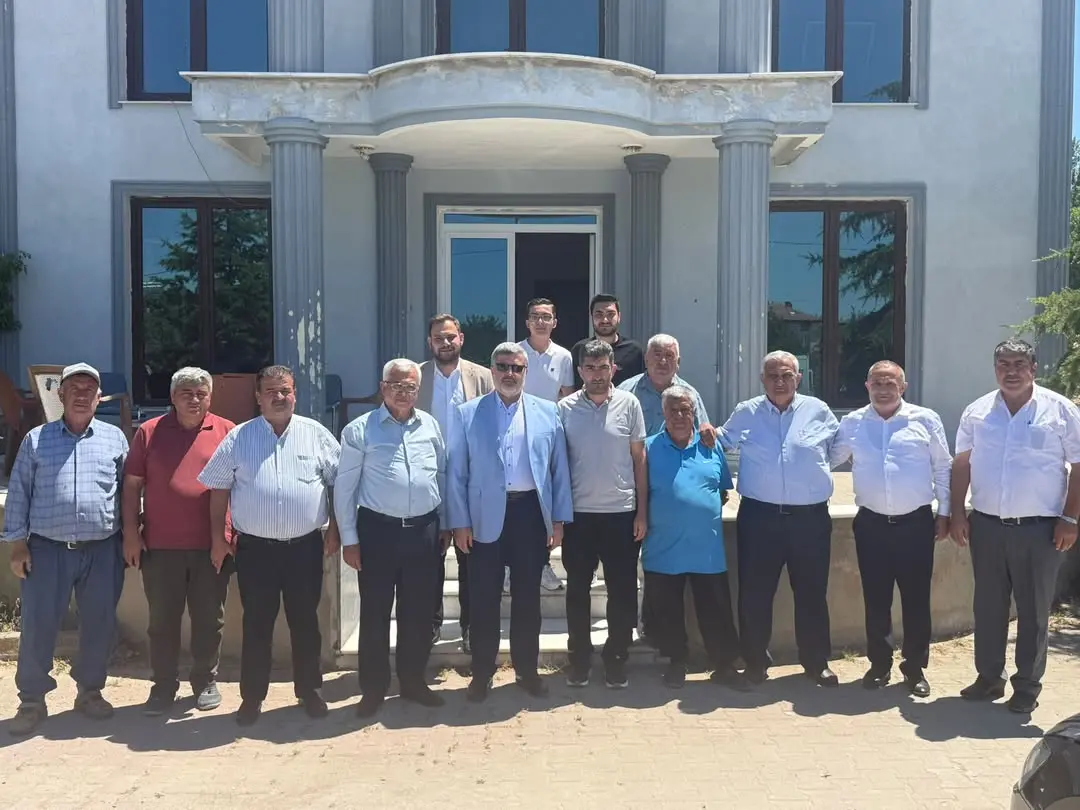 Ak Parti Milletvekili Ali Özkaya Ahmetpaşa ve Sinanpaşa'da Esnafları Ziyaret Etti