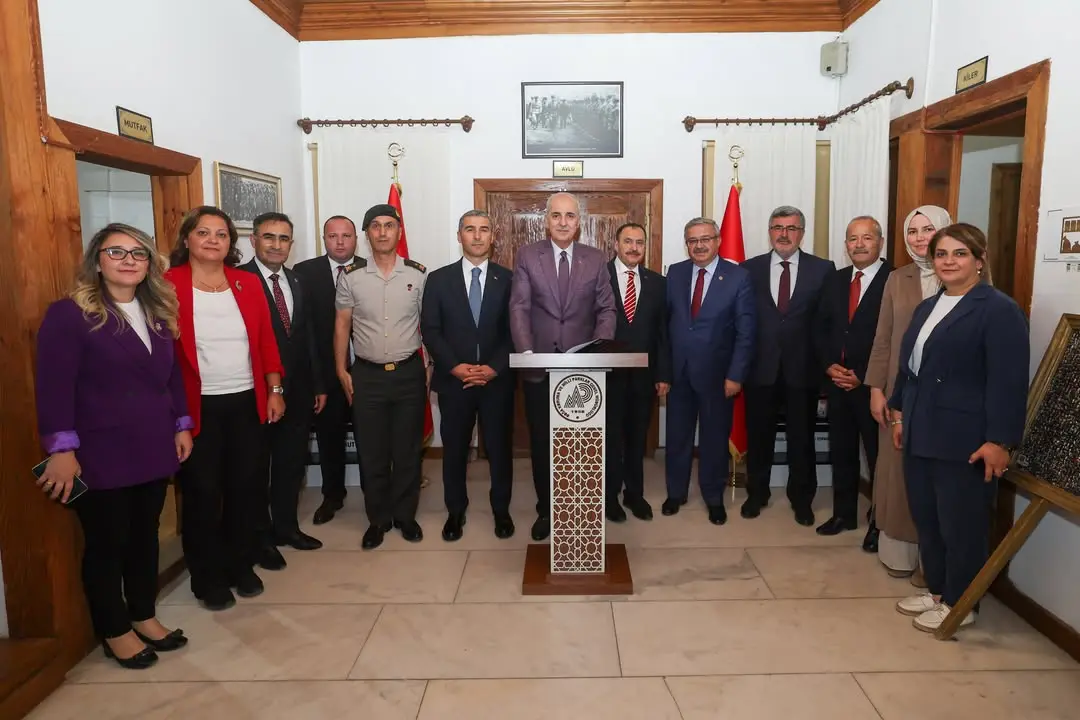 Ak Parti Milletvekili Yurdunuseven, Şuhut'ta Atatürk Evi'ni Ziyaret Etti