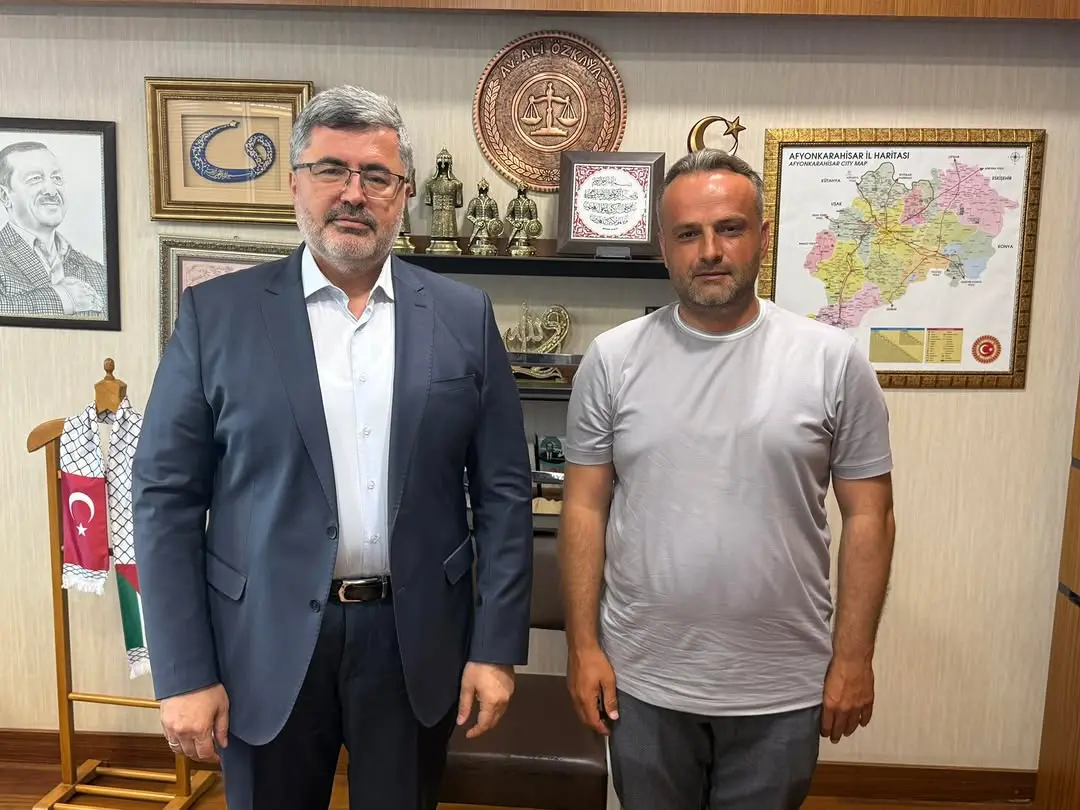 AK Parti Şuhut İlçe Başkanı Hasan Camcı, Gazi Meclis'te Misafir Edildi