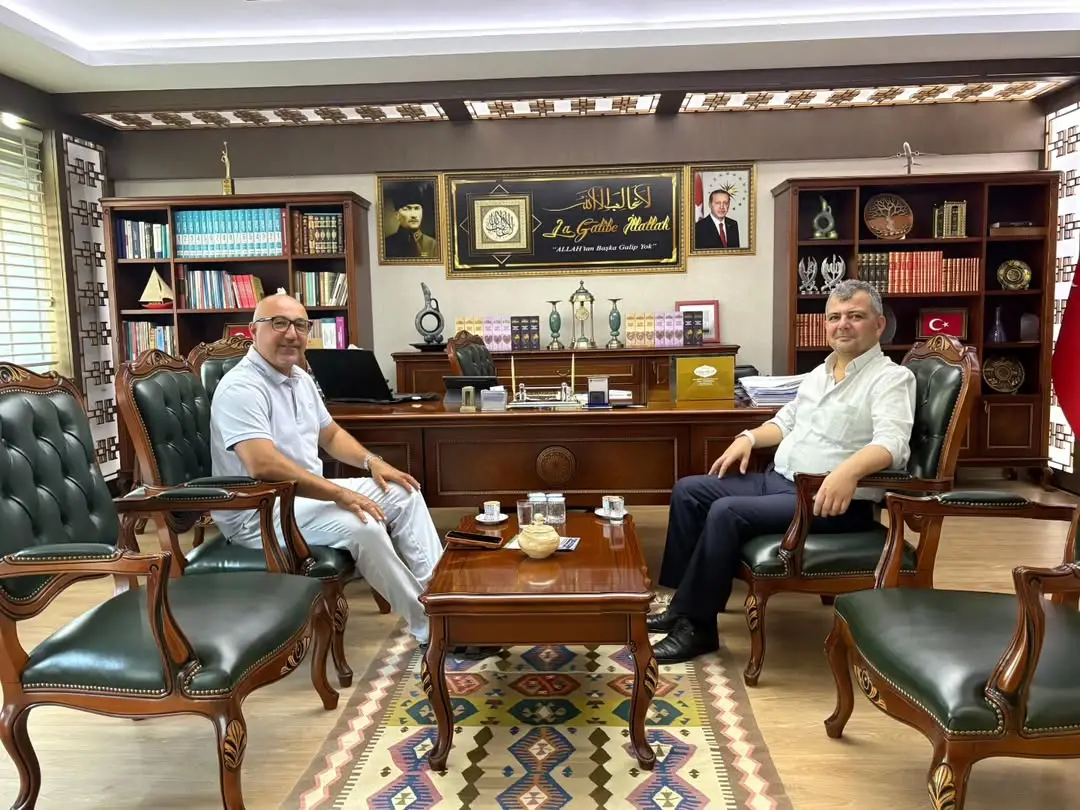Fransa Türk Müslüman Dernekleri Koordinasyon Komitesi Başkanı Emirdağ Belediyesi'ni Ziyaret Etti