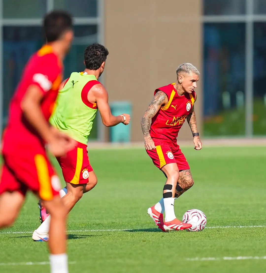 Galatasaray Ailesine Günaydın Mesajı