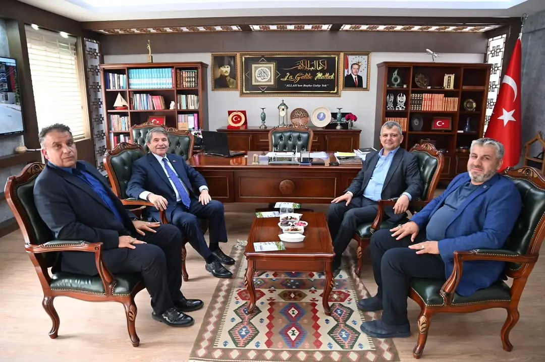 Hizmet-İş Sendikası’ndan Belediye Başkanımız Serkan Koyuncu’ya Ziyaret