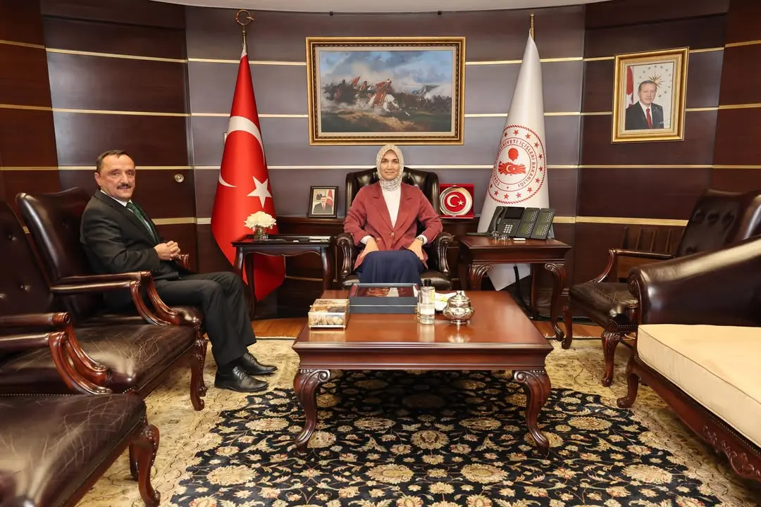 İçişleri Bakan Yardımcısı Doç. Dr. Kübra Güran Yiğitbaşı Afyonkarahisar’da AFJET Genel Müdürü İsmail KARA ile Bir Araya Geldi