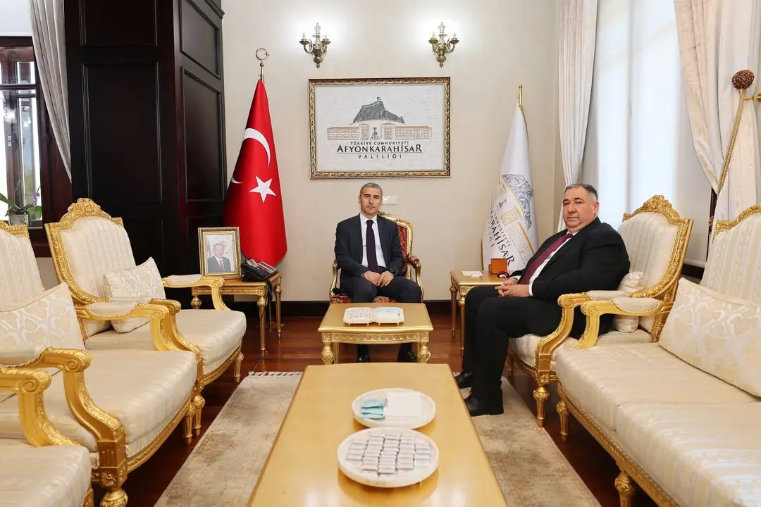 İYİ Parti Afyonkarahisar İl Başkanı Vali Dr. Naci Aktaş'ı Ziyaret Etti