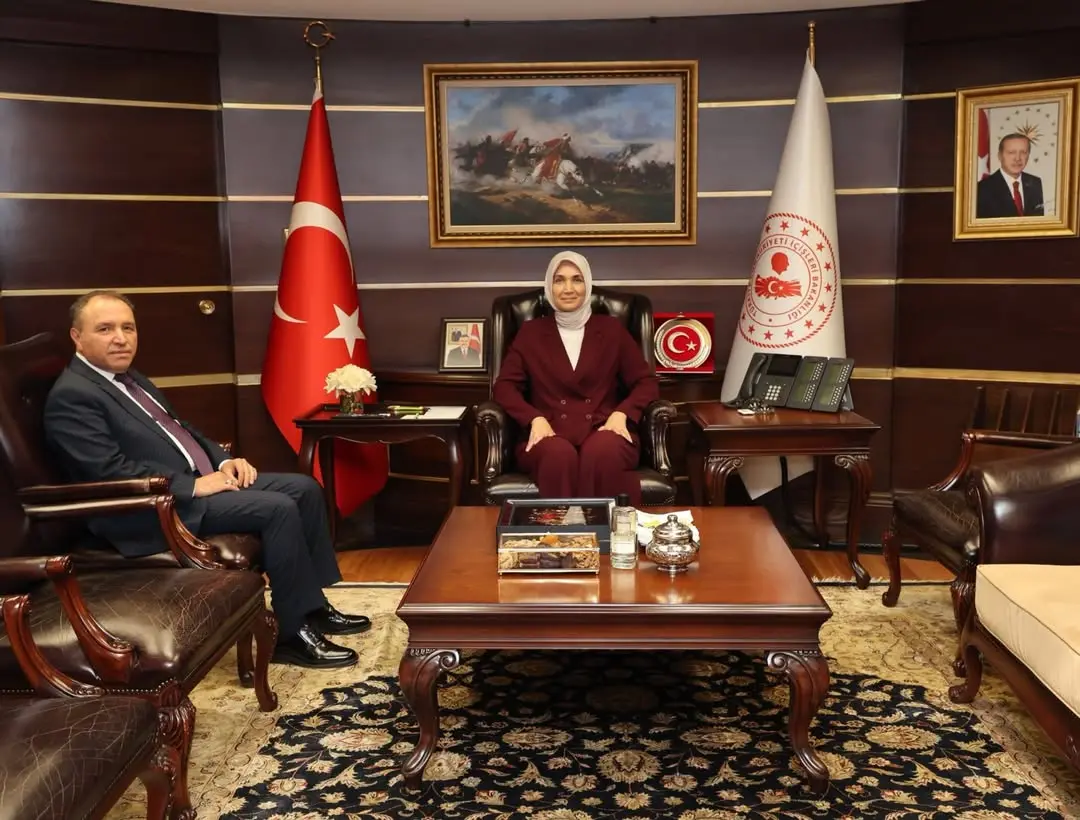 Rektörümüz Prof. Dr. Mehmet Karakaş, İçişleri Bakan Yardımcısı Doç. Dr. Kübra Güran Yiğitbaşı'nı Ziyaret Etti