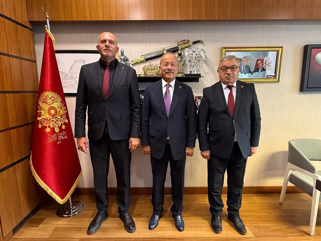 Şuhut Belediye Başkanı Muhittin Özaşkın, MHP Afyonkarahisar Milletvekili Mehmet Taytak'ı Ziyaret Etti