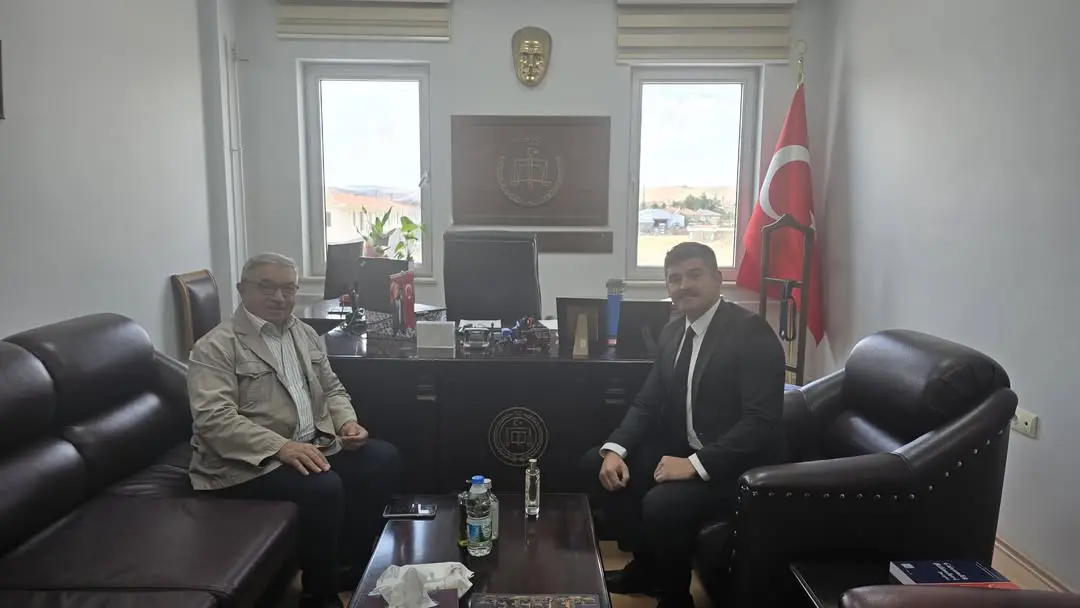 Şuhut Belediye Başkanı Muhuttin ÖZAŞKIN, Cumhuriyet Savcısı Ömer Çimenoğlu'na Hayırlı Olsun Ziyaretinde Bulundu