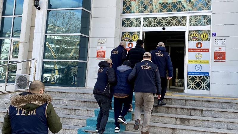 İzmir Merkezli Operasyon: 10 İlde Silahlı Terör Örgütü DEAŞ'a Yönelik Eylemde 9 Şüpheli Yakalandı