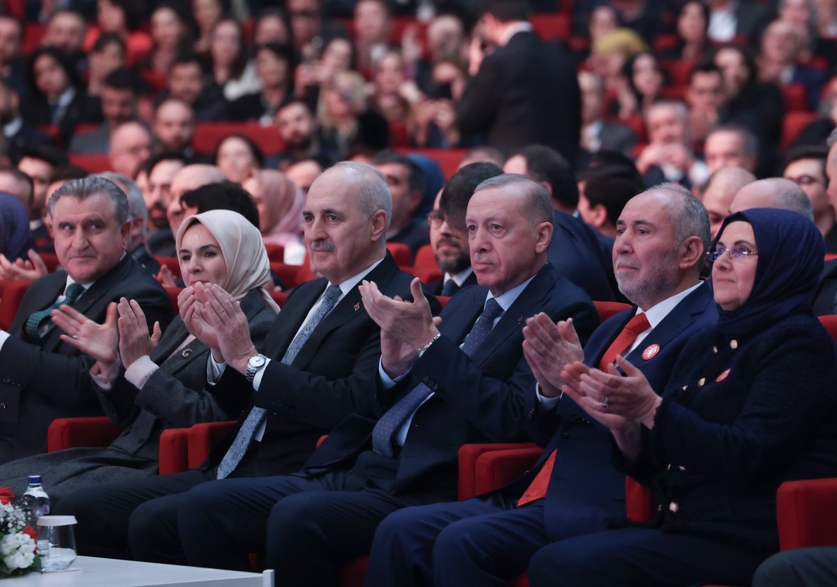 Cumhurbaşkanı Erdoğan, TBMM Başkanı Kurtulmuş'un İştirakıyla Kanal 7'nin 30. Yaşgünü Üzerine Sözcükler Verdi