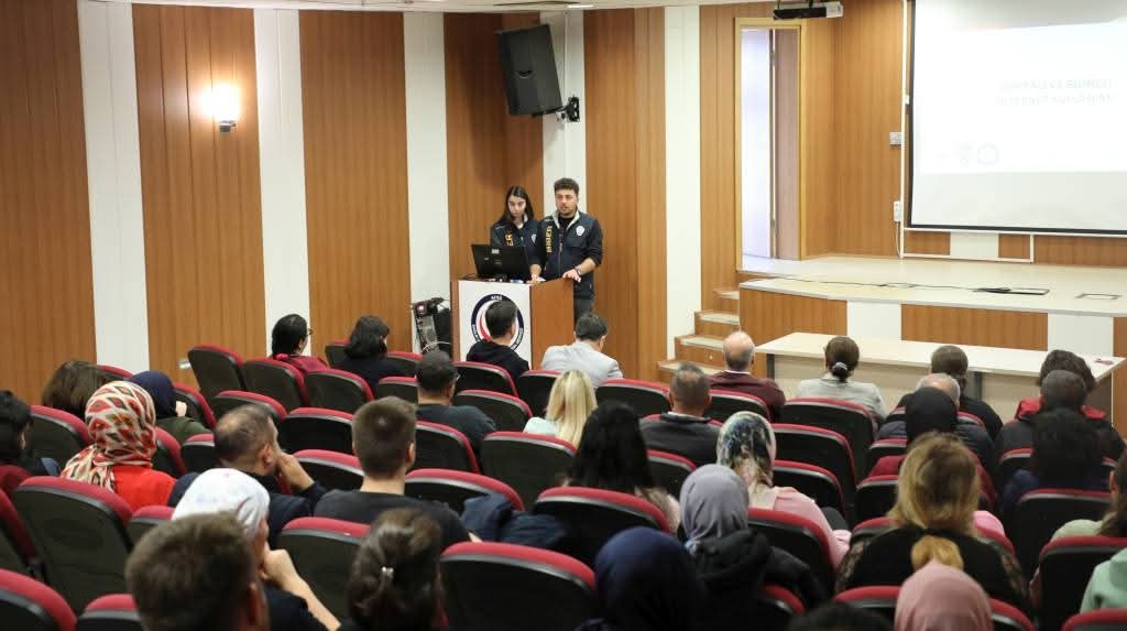 AFSÜ de Siber Güvenlik Eğitimi Düzenlendi